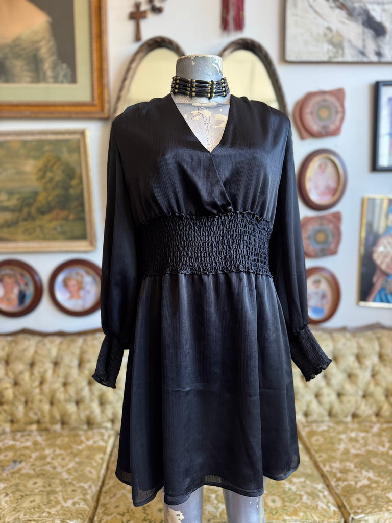 NWT Leyden Long-sleeve Black Babydoll Dress Size L Rumors Richmond NWT Leyden Long-sleeve Black Babydoll Dress Size L Rumors Richmond