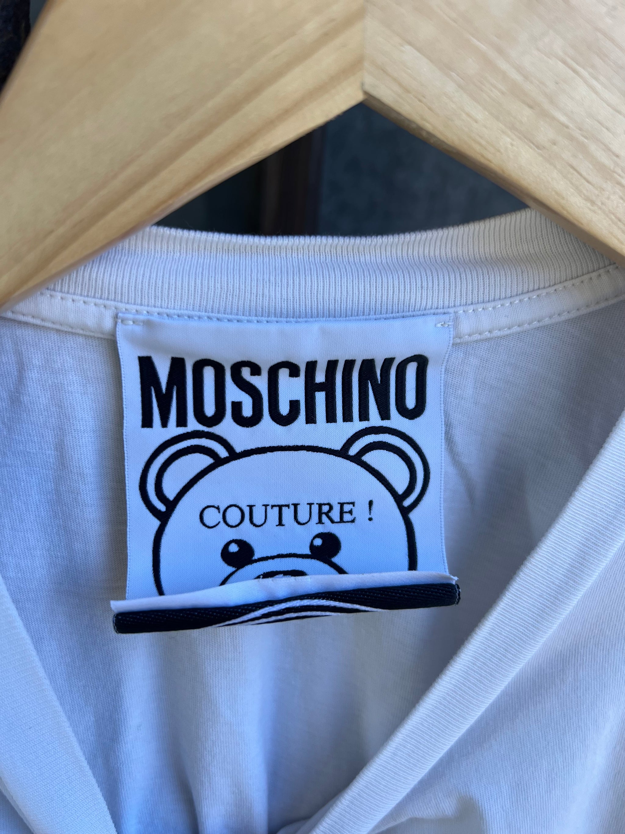 Moschino This is Not a Machine Toy Unisex Size Medium – Rumors 