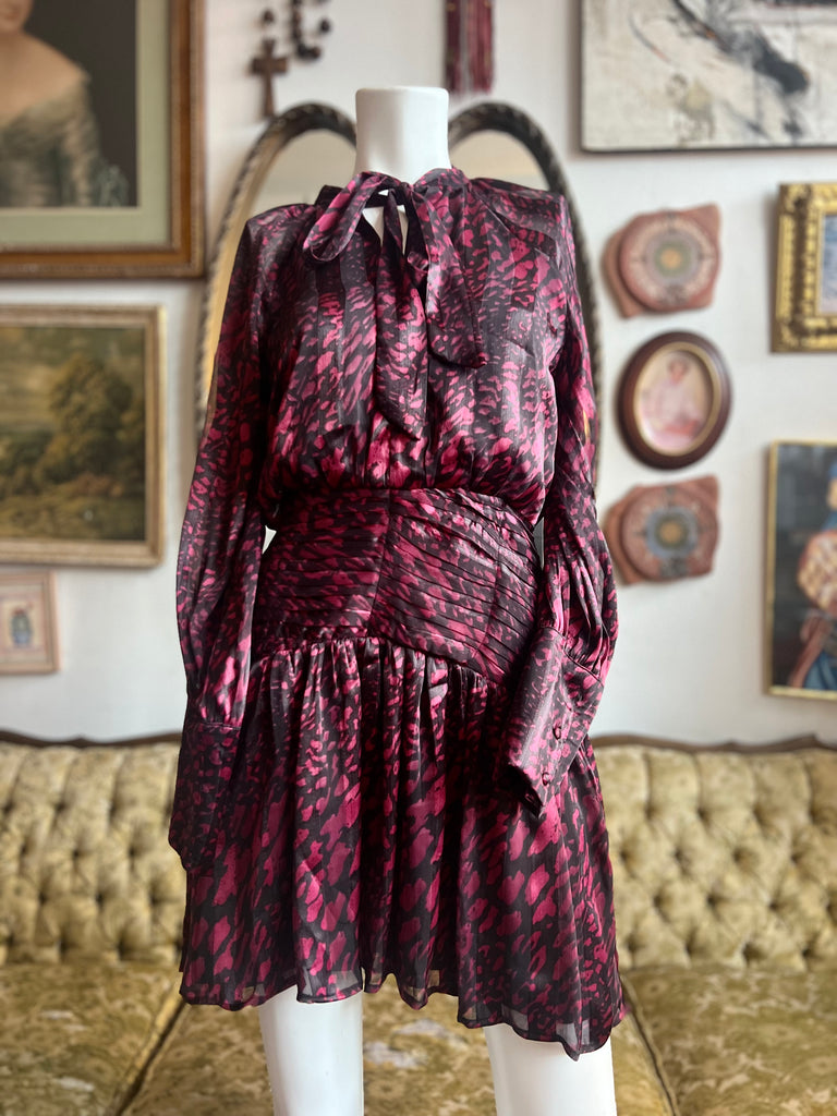 Walter Baker Beth Leopard Print Dress in Magenta & Black - 2 Nwt Walter Baker Beth Leopard Print Dress in Magenta & Black - 2 Nwt