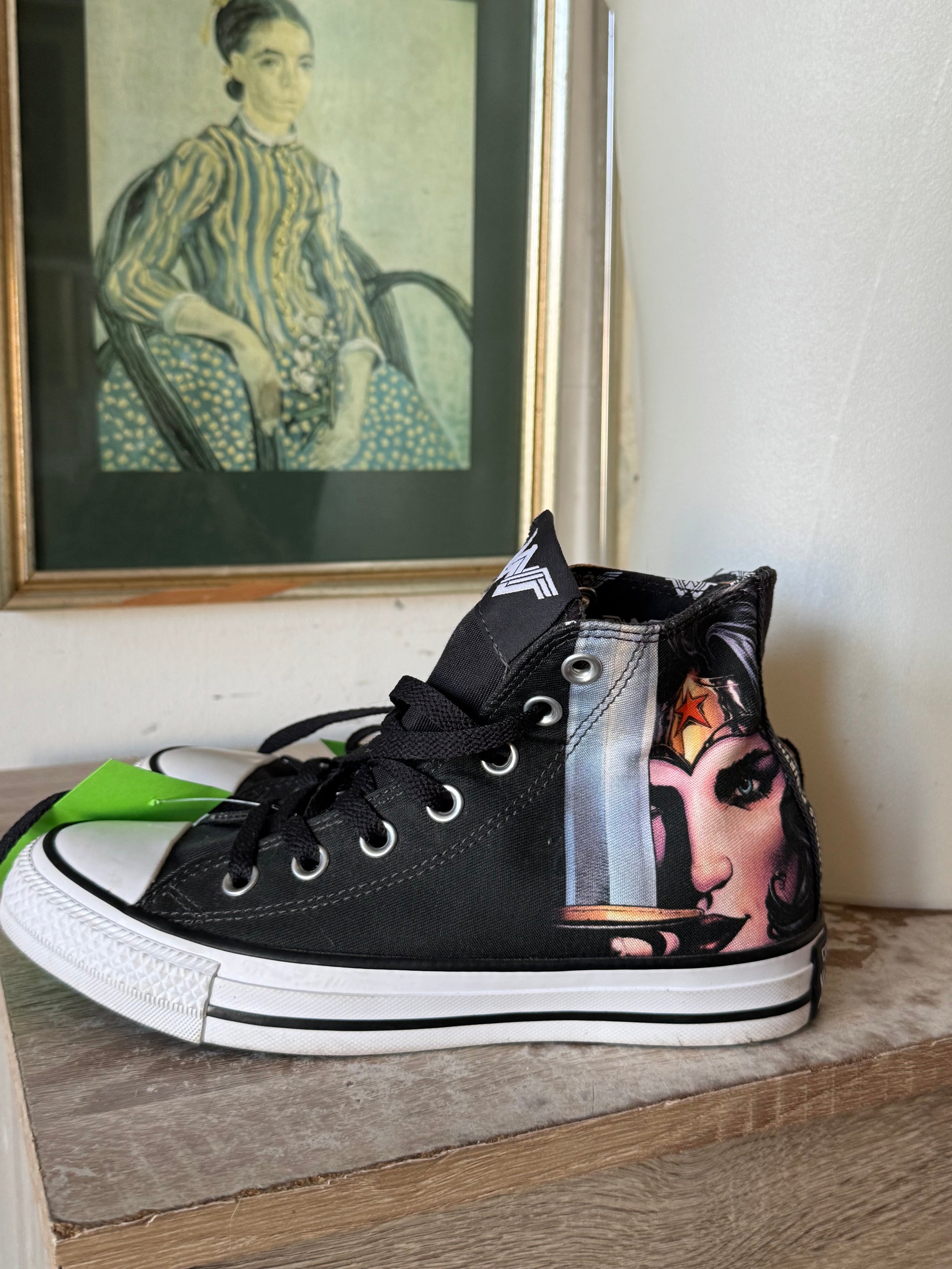 Converse high tops dc comics best sale